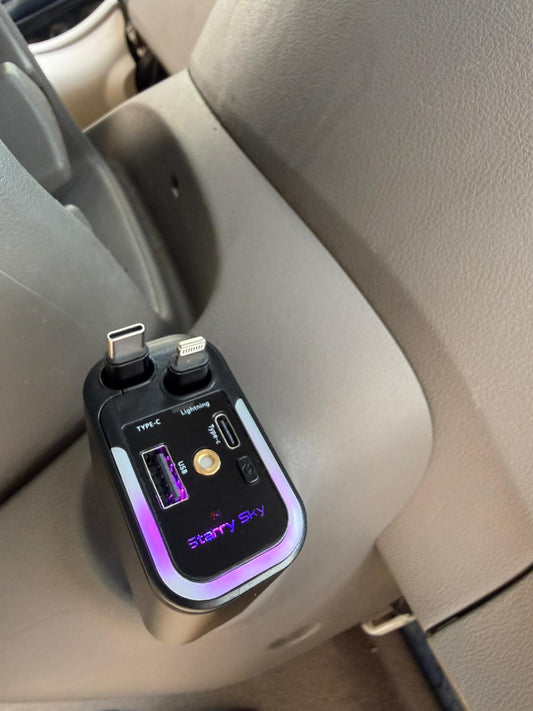 Chargeur voiture 4 en 1 avec Led Plafond